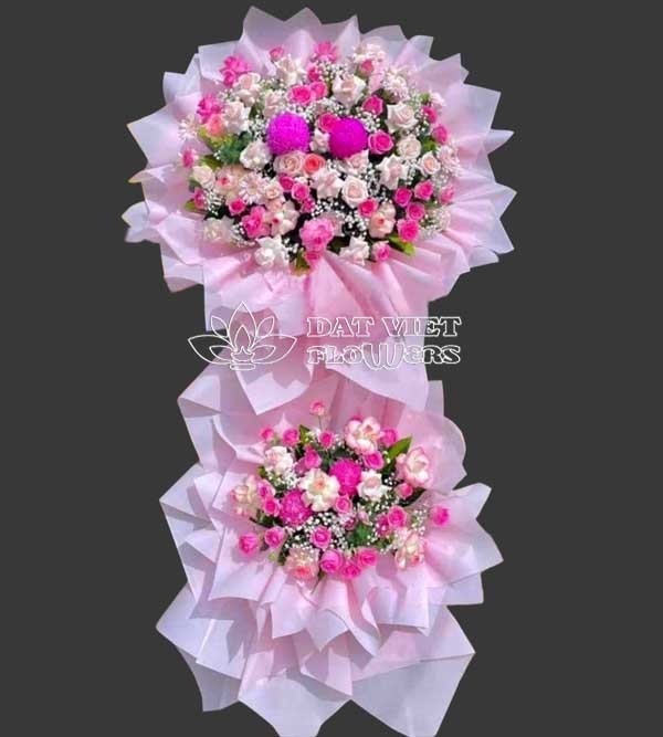 Kệ hoa chúc mừng tương lai rạng rỡ